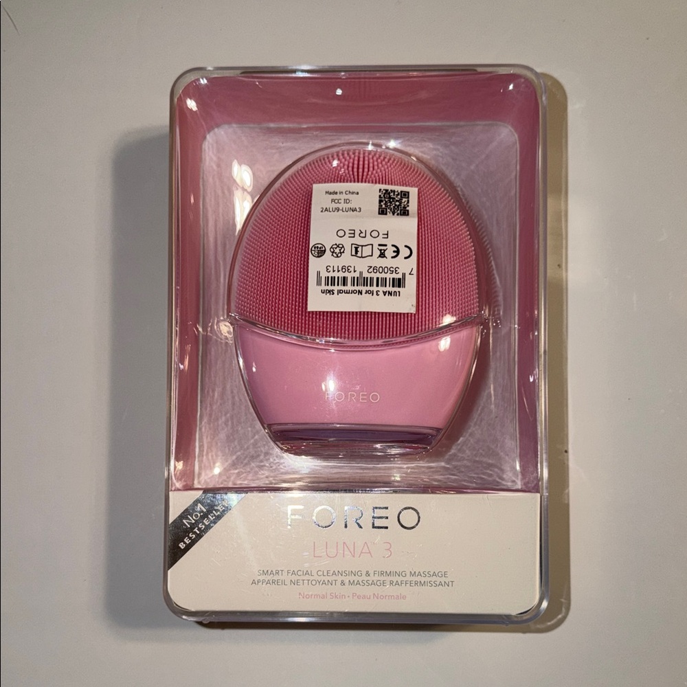 FOREO Luna 3 Face Cleaning Device and Anti Aging Massager. Open Box